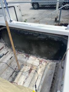 Oliva-OceanSide-Reparacion-del-transo-trasero-y-reforzado-para-motor-fuera-de-bor-1